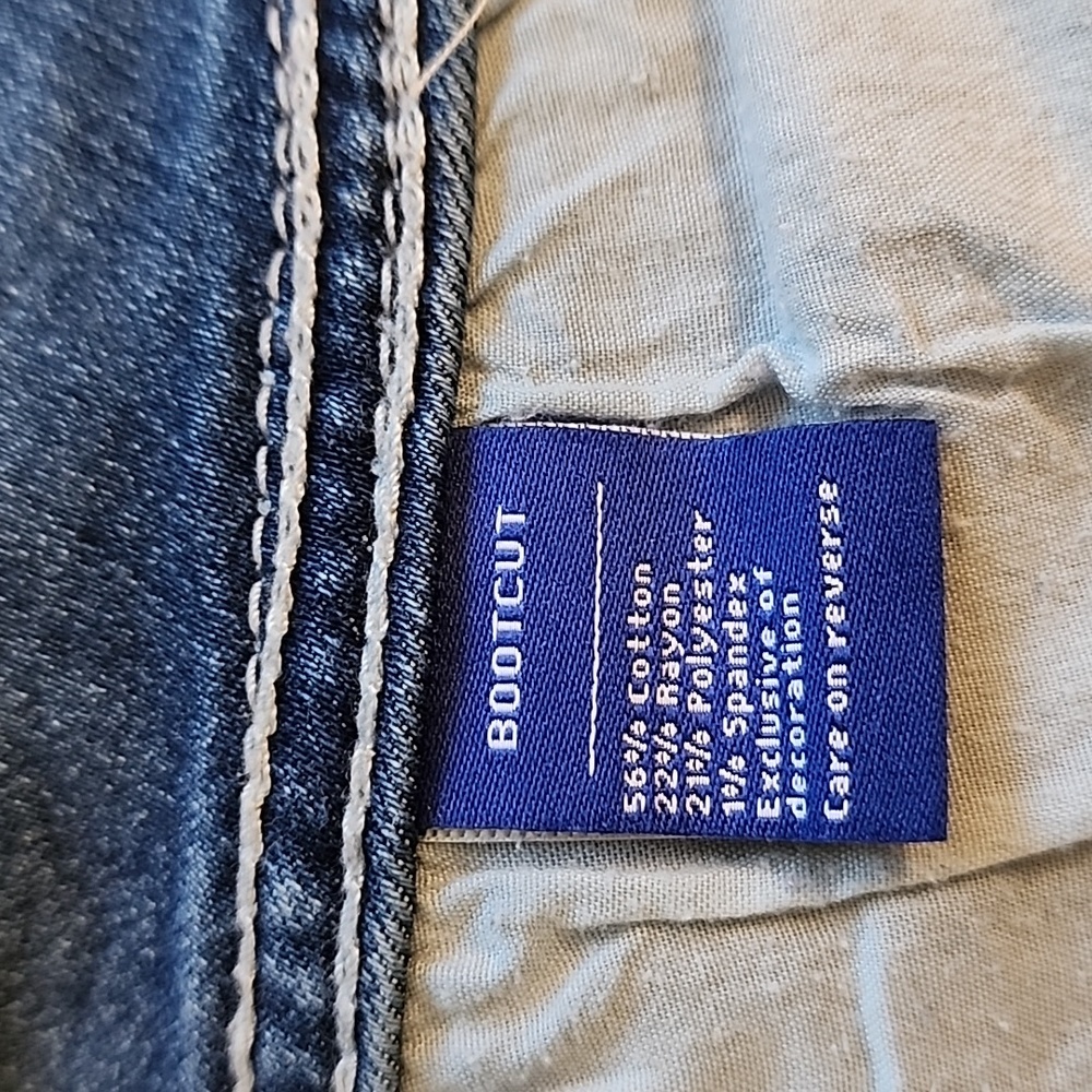 Jeans - Picture 6 of 8